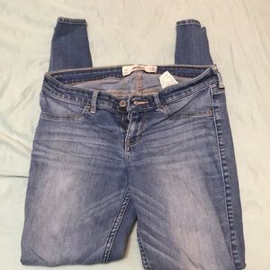 Hollister skinny jeans